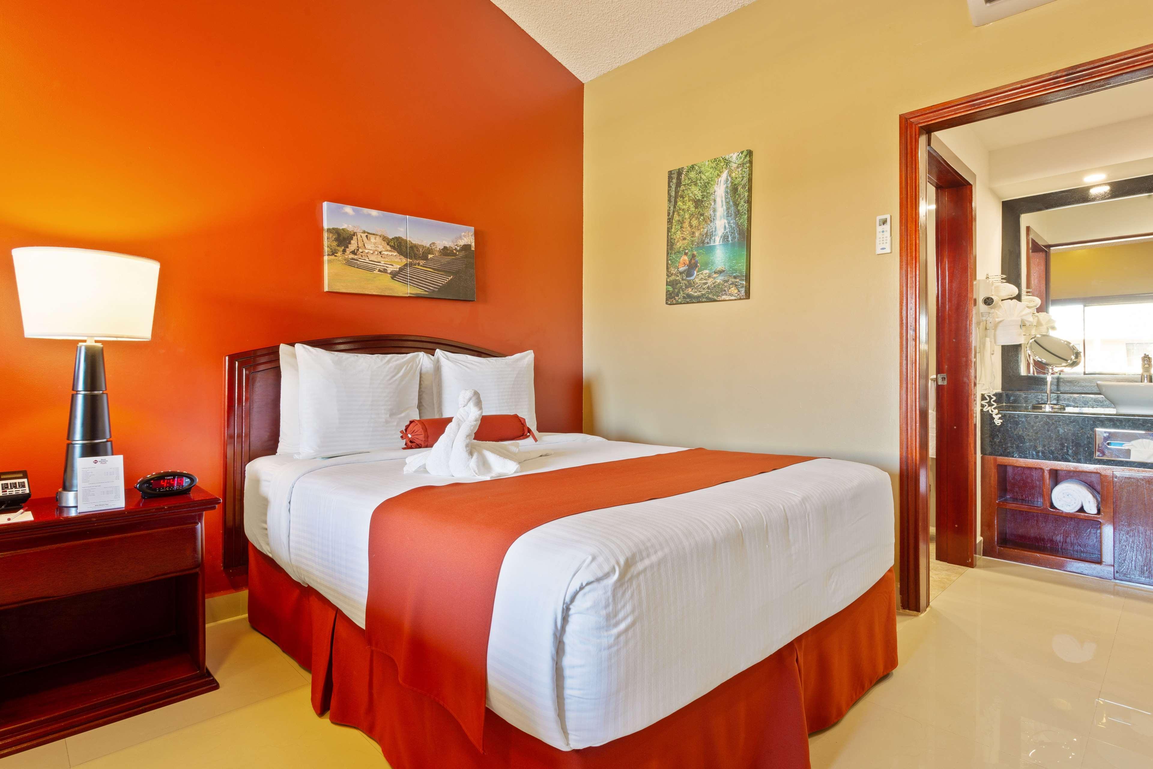 Best Western Plus Belize Biltmore Plaza Беліз Екстер'єр фото