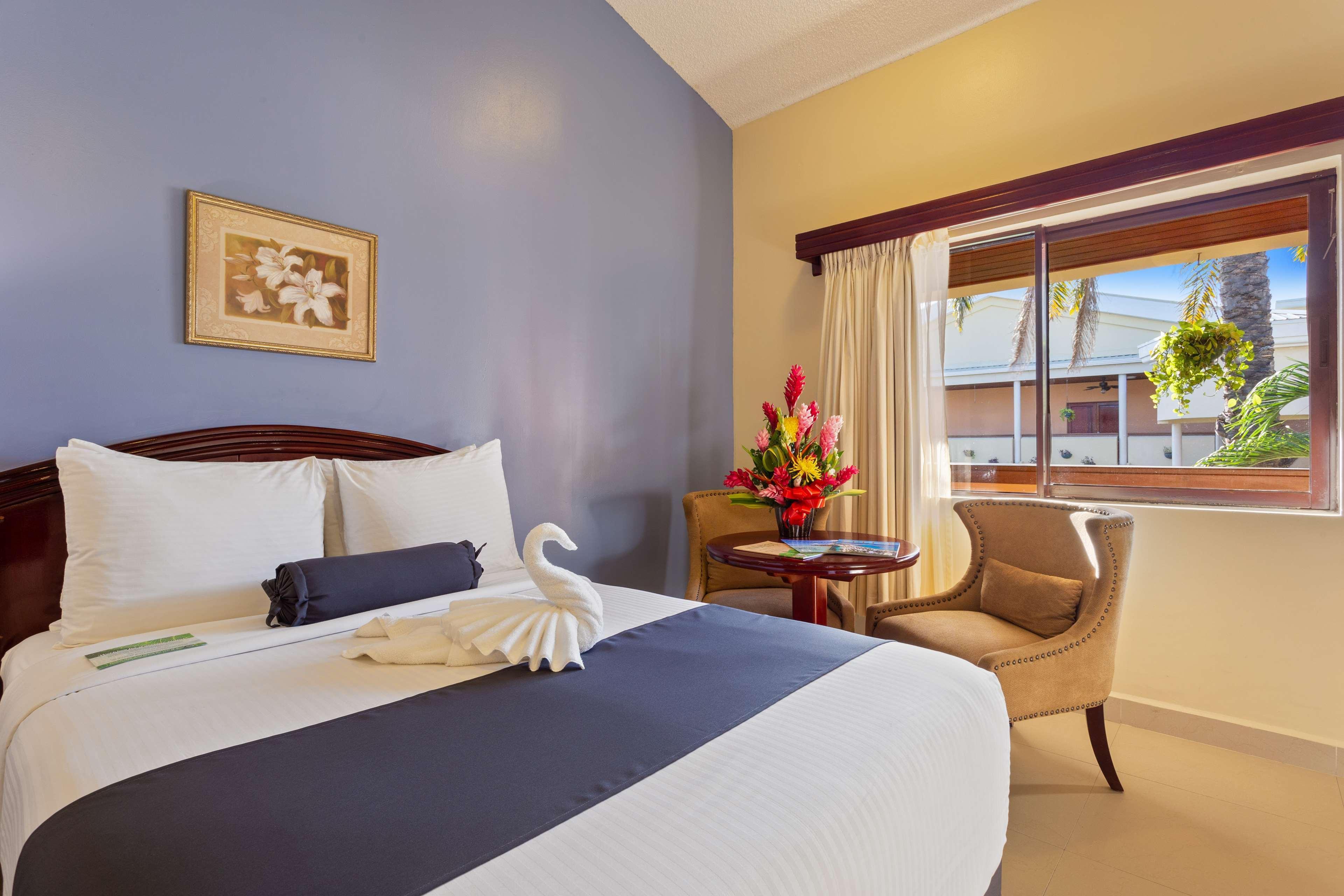 Best Western Plus Belize Biltmore Plaza Беліз Екстер'єр фото