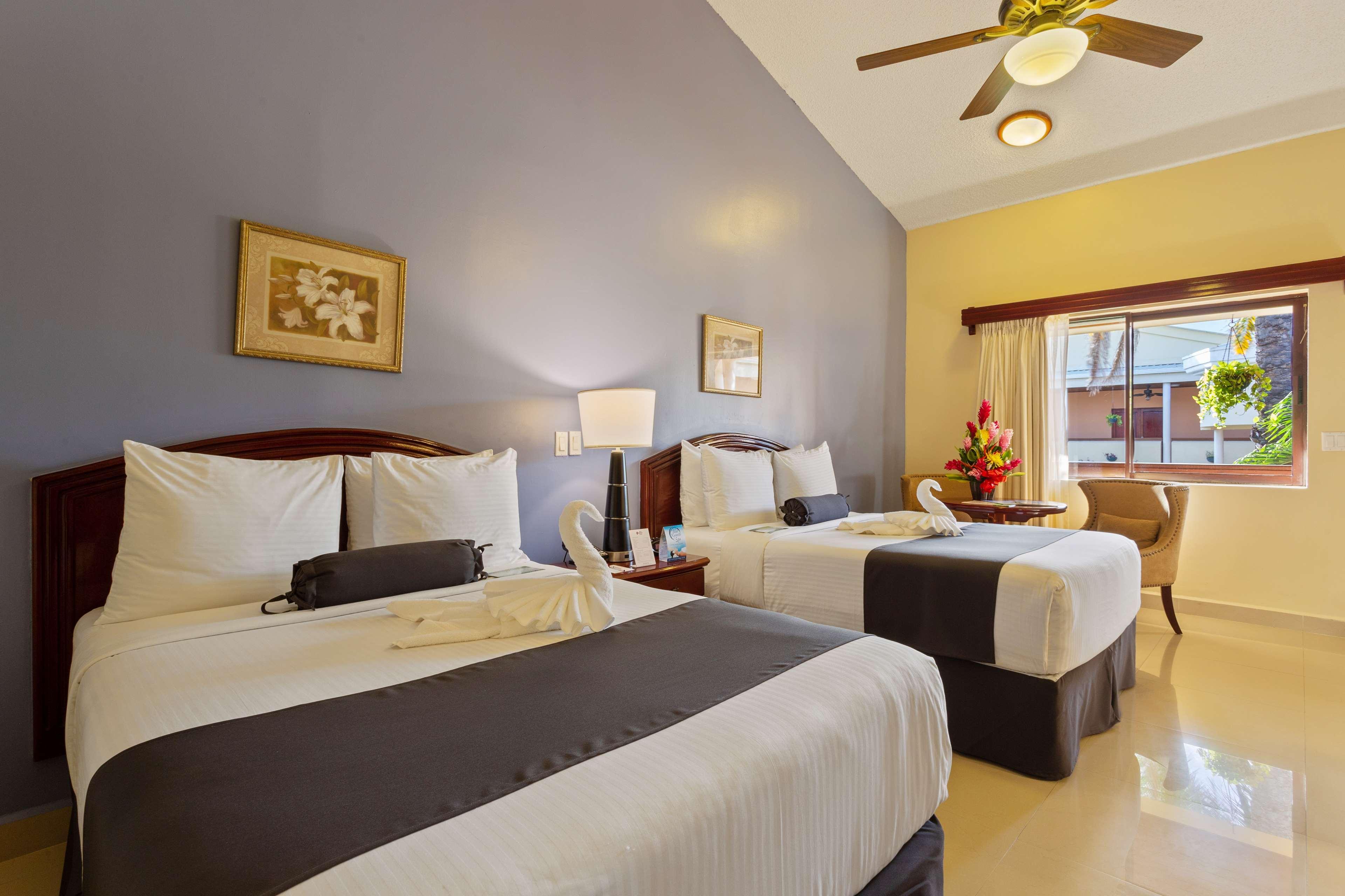 Best Western Plus Belize Biltmore Plaza Беліз Екстер'єр фото