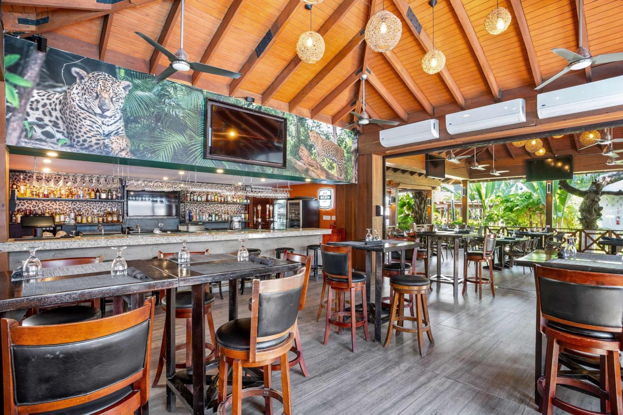Best Western Plus Belize Biltmore Plaza Беліз Екстер'єр фото